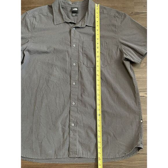North Face 2XL Charcoal Grey Seersucker Cotton Button Up S/S Shirt - Picture 3 of 5
